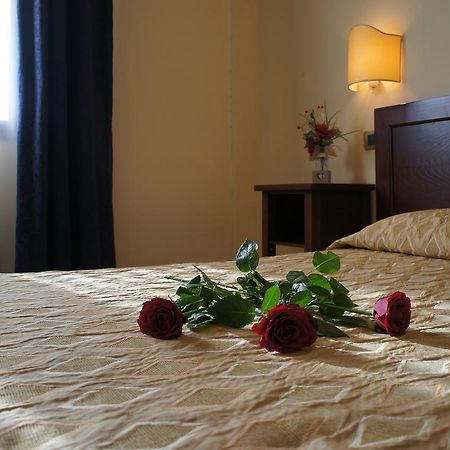 Hotel Albatros كالينْسانو المظهر الخارجي الصورة