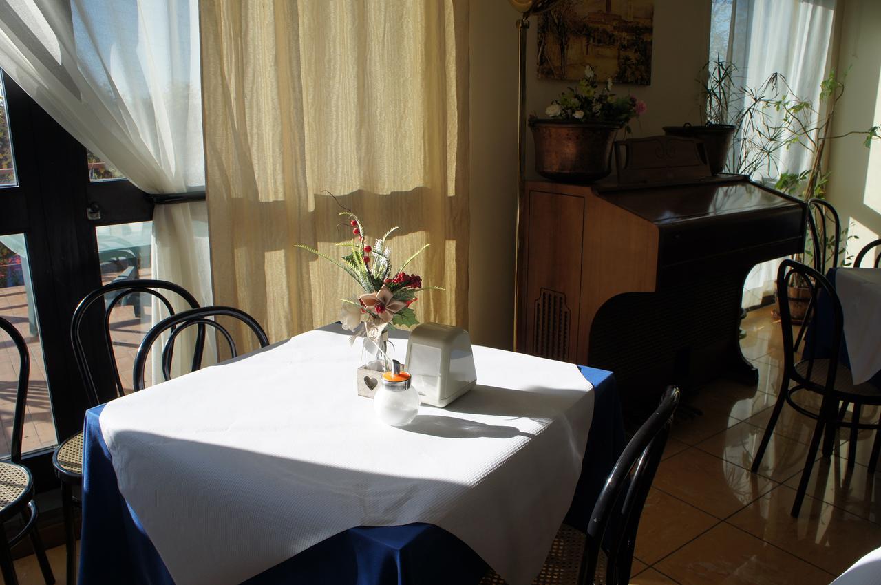 Hotel Albatros كالينْسانو المظهر الخارجي الصورة