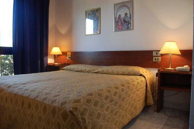 Hotel Albatros كالينْسانو المظهر الخارجي الصورة